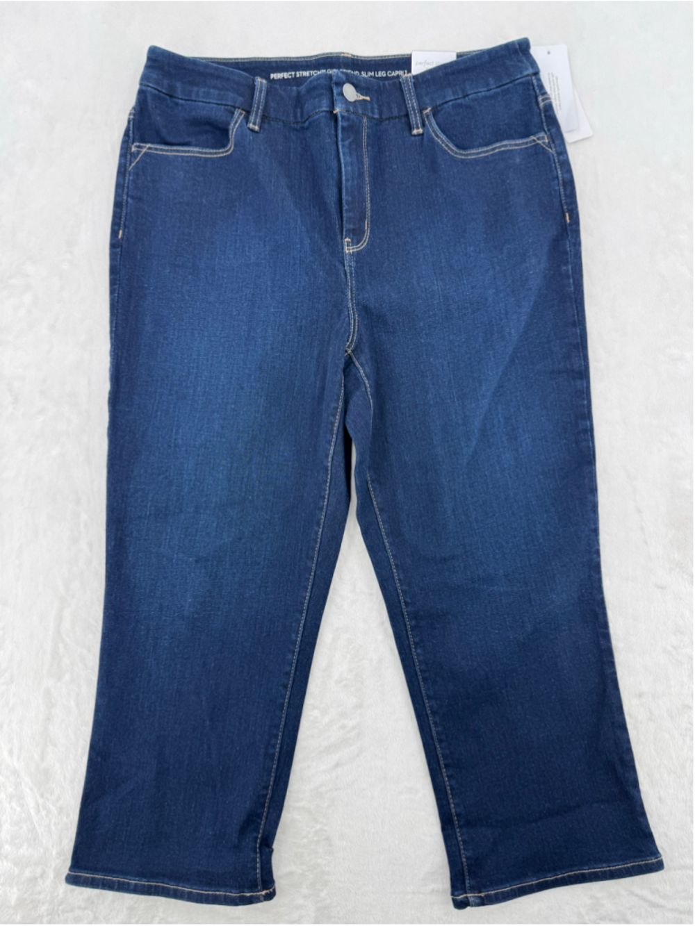 Chico's Perfect Stretch Girlfriend Capri Jeans Slim Leg Dark Blue Denim Sz 1/8